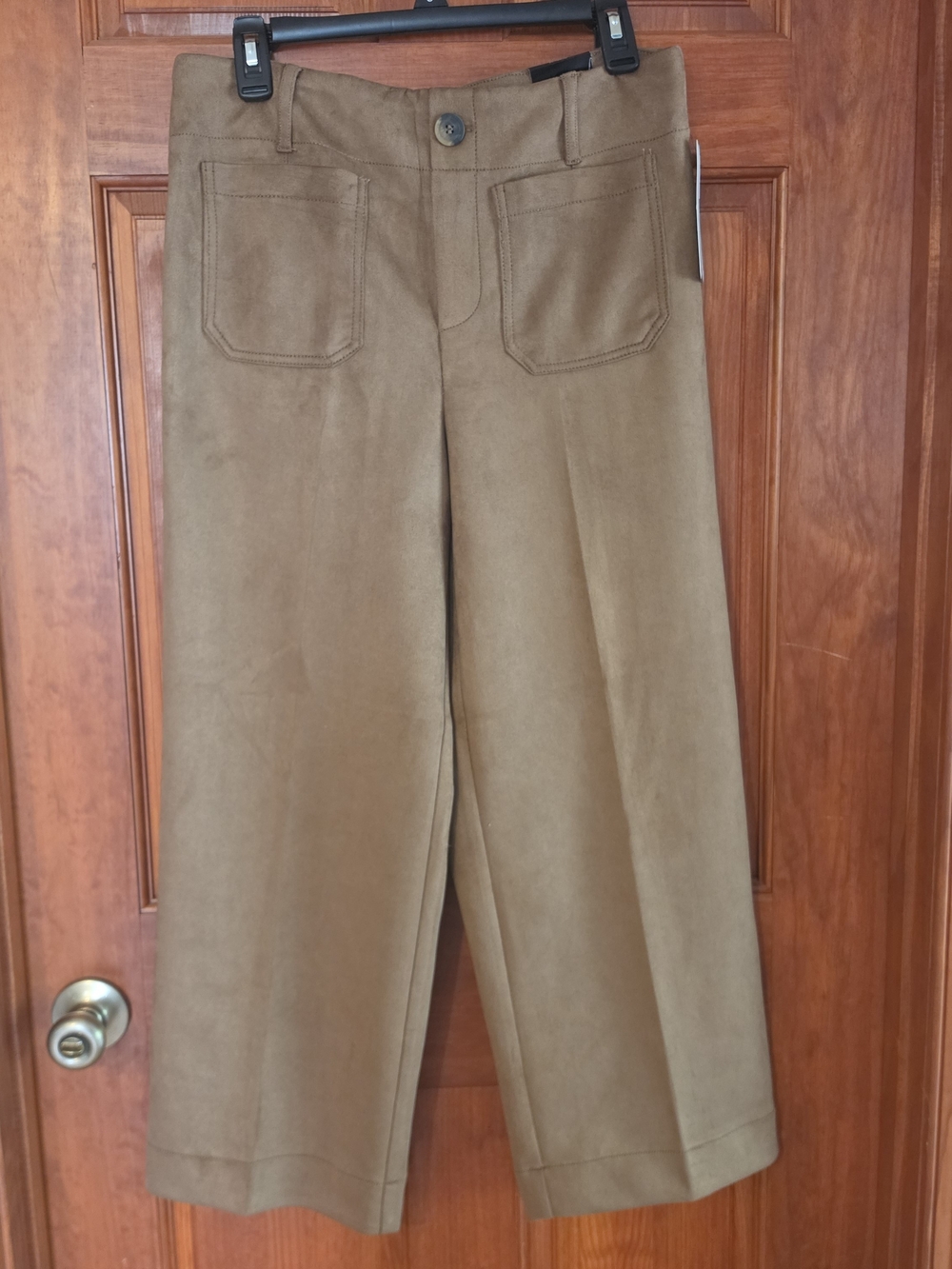 Brown faux suede wide-leg culottes by Soho Apparel Ltd. Size M
